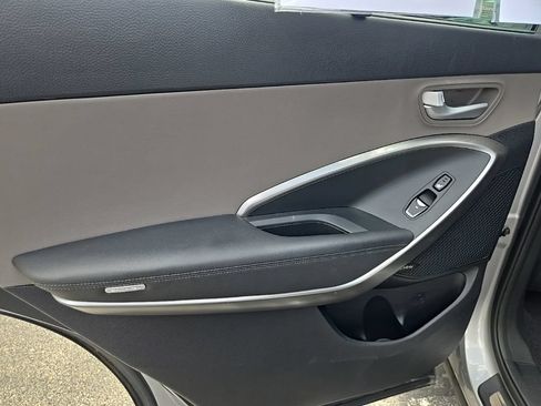 Used 2016 Hyundai Santa Fe Limited w/ Option Group 04 FWD image 42