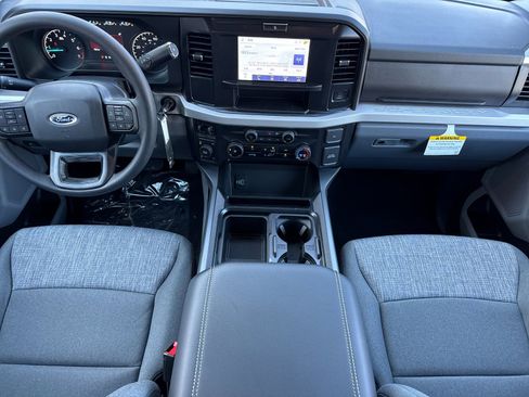 New 2026 Ford F250 XLT w/ FX4 Off-Road Package image 14