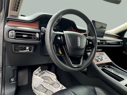 Used 2024 Lincoln Aviator Reserve w/ Elements Package Plus image 13