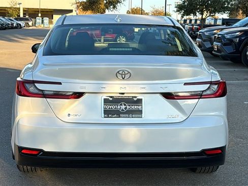 New 2026 Toyota Camry XLE image 7