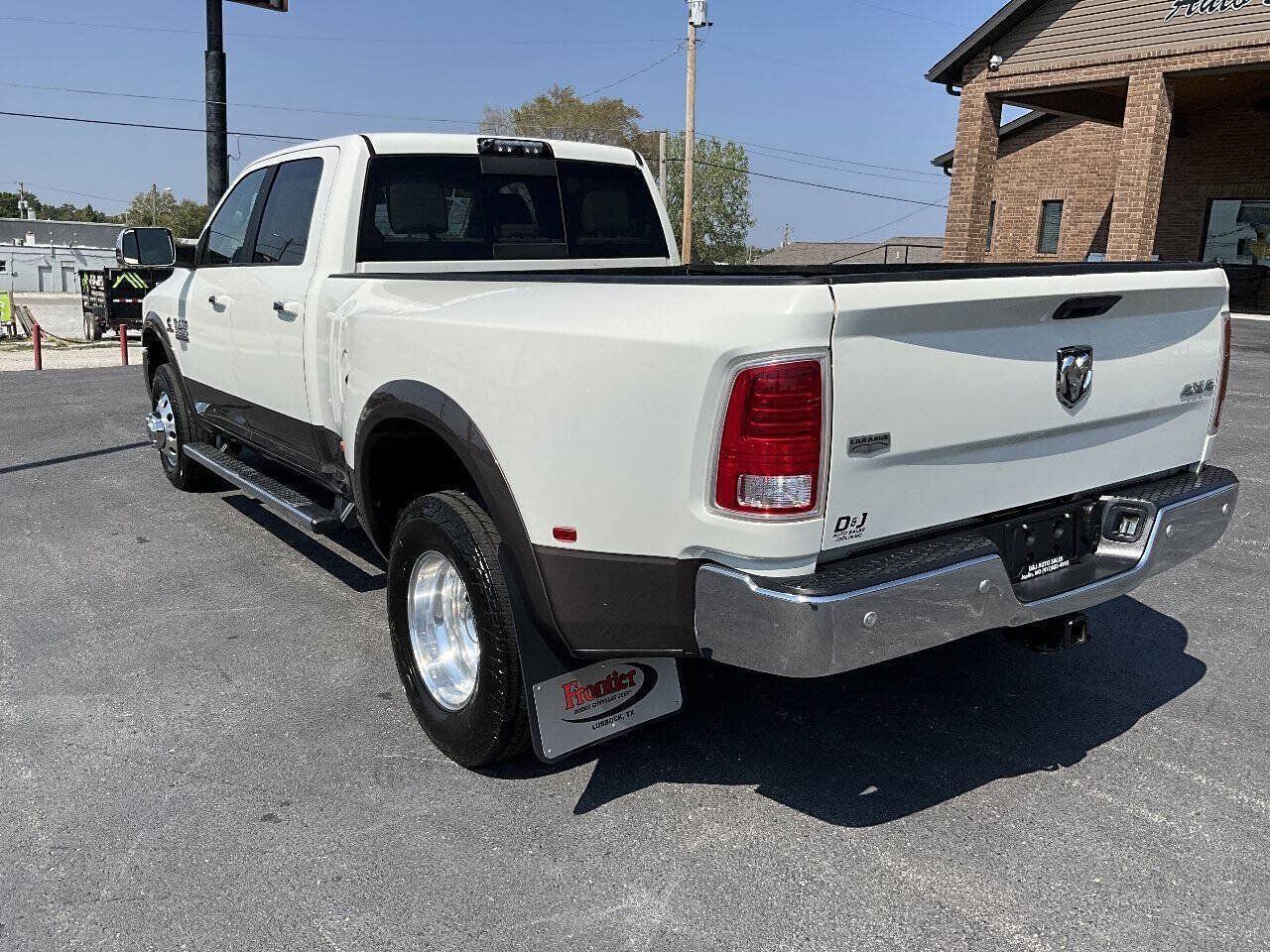 Used 2018 RAM 3500 Laramie AWD/4WD image 3
