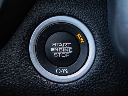 Used 2023 RAM 1500 Big Horn image 30