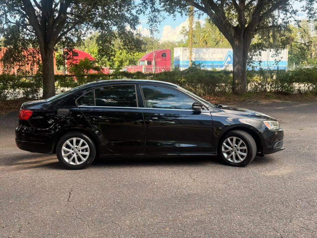 Used 2014 Volkswagen Jetta SE FWD image 4