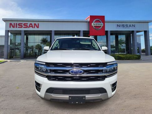 Used 2024 Ford Expedition Limited AWD/4WD image 11