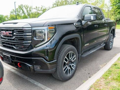 Used 2022 GMC Sierra 1500 AT4 w/ AT4 Premium Package AWD/4WD image 1