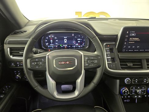 Certified 2023 GMC Yukon SLT w/ LPO, Floor Liner Package AWD/4WD image 15