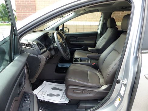 Used 2024 Honda Odyssey EX-L image 22
