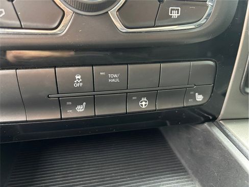 Used 2014 RAM 1500 R/T w/ Convenience Group image 31