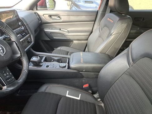 Used 2023 Nissan Pathfinder Rock Creek image 6