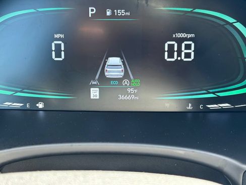 Used 2025 Hyundai Palisade SEL FWD image 32