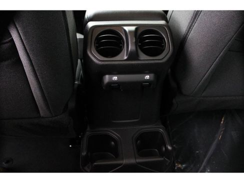 New 2026 Jeep Gladiator Sport image 35