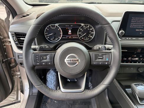 Used 2021 Nissan Rogue SL image 13