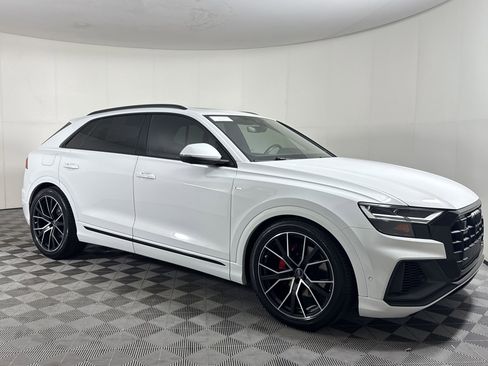 Used 2022 Audi Q8 Premium Plus AWD/4WD image 7