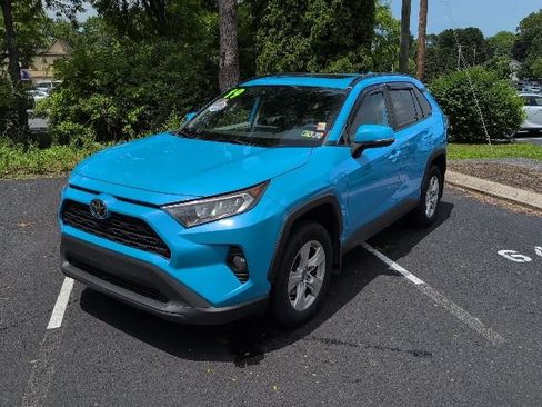 Used 2019 Toyota RAV4 XLE AWD/4WD image 7