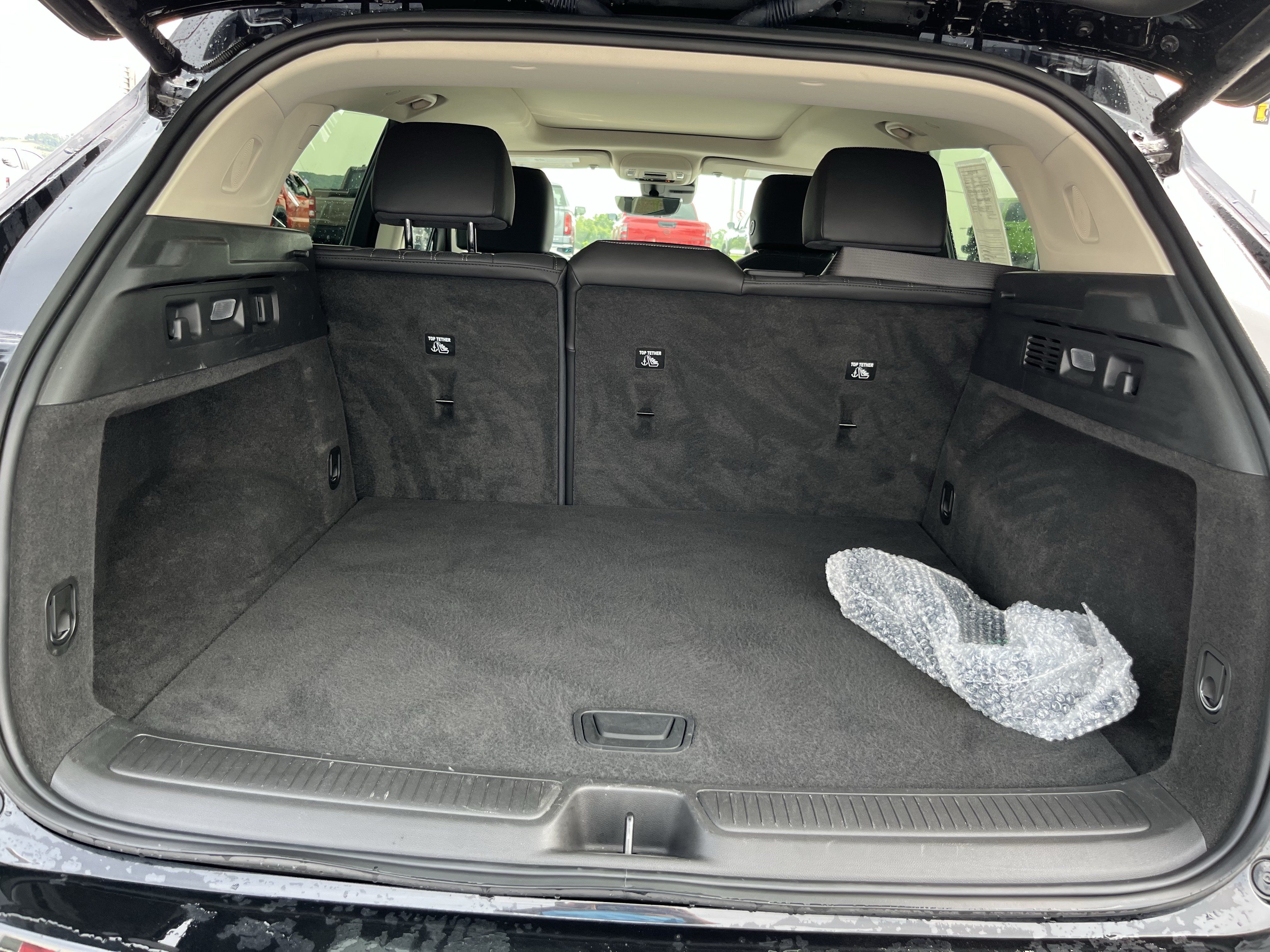 Used 2023 Buick Envision Avenir AWD/4WD image 7