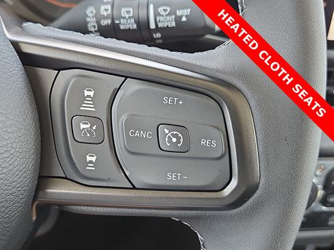 Used 2025 Jeep Wrangler Unlimited Sport AWD/4WD image 22