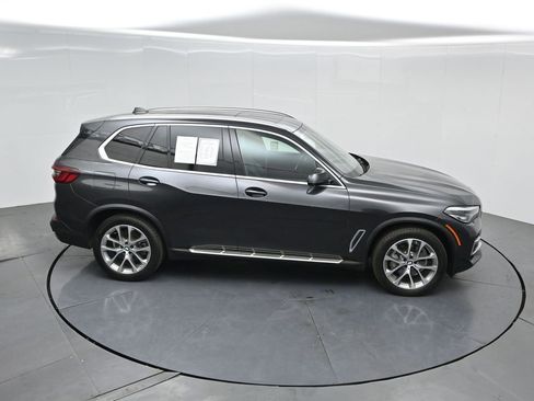 Used 2023 BMW X5 xDrive40i AWD/4WD image 42