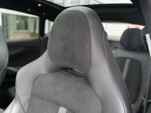 Used 2023 Aston Martin DBX 707 AWD/4WD image 5