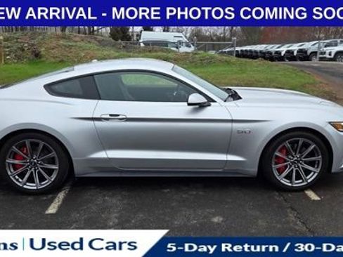 Used 2015 Ford Mustang GT Premium image 11