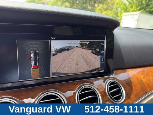 Used 2017 Mercedes-Benz E 300 4MATIC image 14