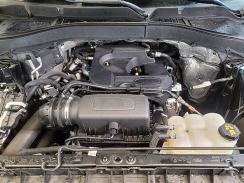 Used 2020 Ford Explorer XLT w/ Equipment Group 202A image 30