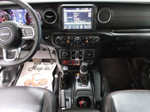 Used 2020 Jeep Gladiator Rubicon AWD/4WD image 2