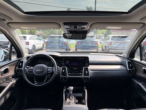 Certified 2023 Kia Sorento X-Line EX AWD/4WD image 28