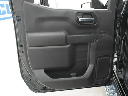Used 2022 Chevrolet Silverado 1500 Custom RWD image 25