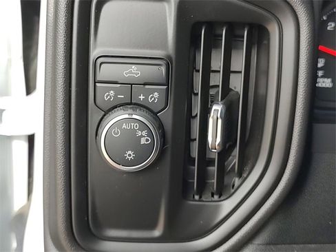 Used 2023 Chevrolet Silverado 1500 W/T image 22