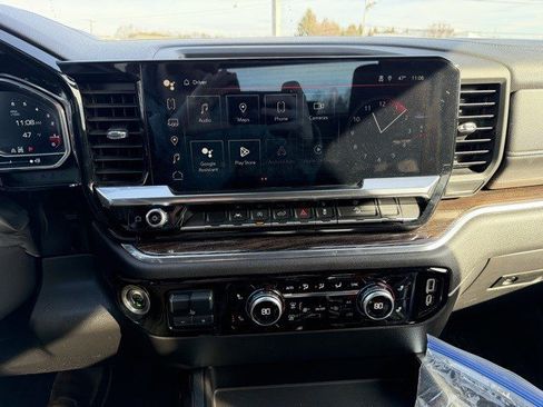 Used 2023 GMC Sierra 1500 Elevation image 18