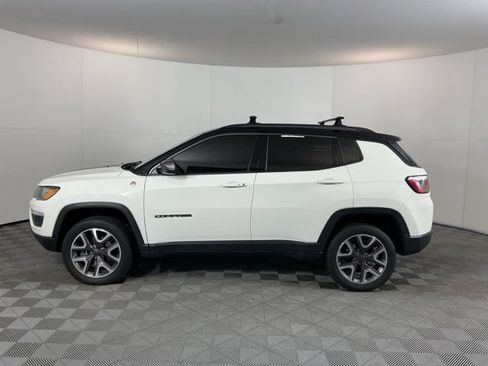 Used 2018 Jeep Compass Trailhawk AWD/4WD image 8