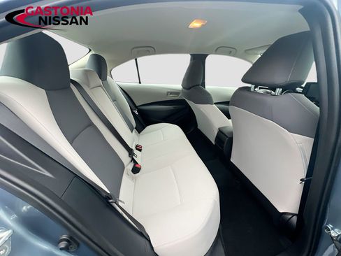 Used 2022 Toyota Corolla LE image 33