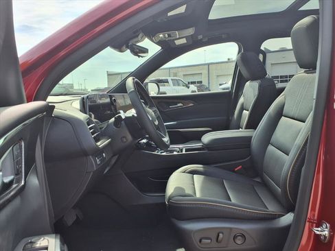 New 2026 Chevrolet Traverse High Country w/ LPO, Floor Liner Package image 16