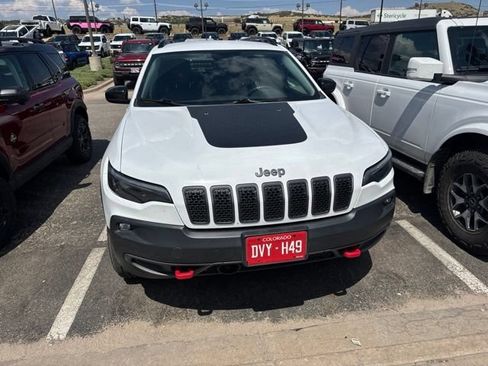 Used 2022 Jeep Cherokee Trailhawk w/ Sound & Nav Group AWD/4WD image 2