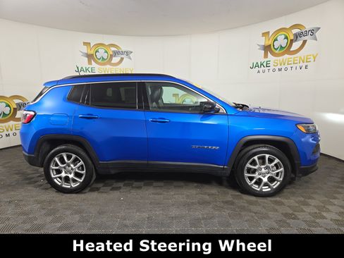 Used 2022 Jeep Compass Latitude w/ Sun and Sound Group image 10
