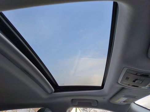 Used 2022 Lexus RX 450h AWD w/ Premium Package image 27