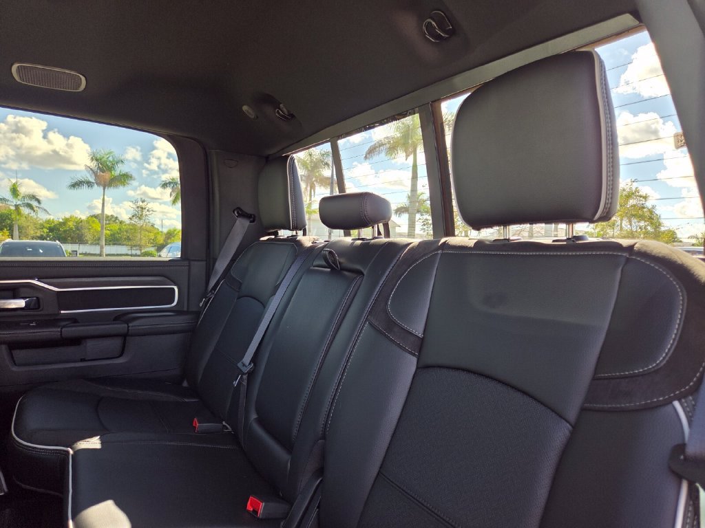 New 2027 RAM 3500 Laramie AWD/4WD image 21