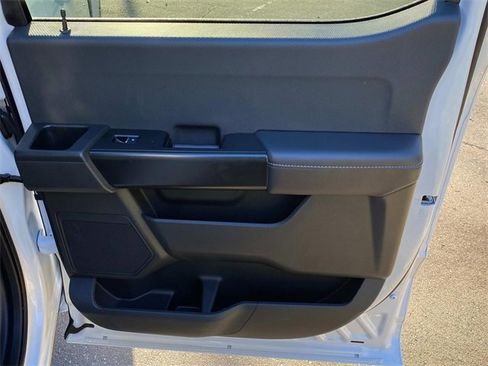 Used 2025 Ford F150 STX image 34