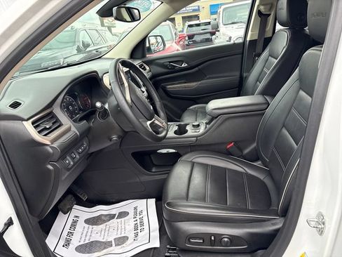 Used 2023 GMC Acadia Denali AWD/4WD image 8