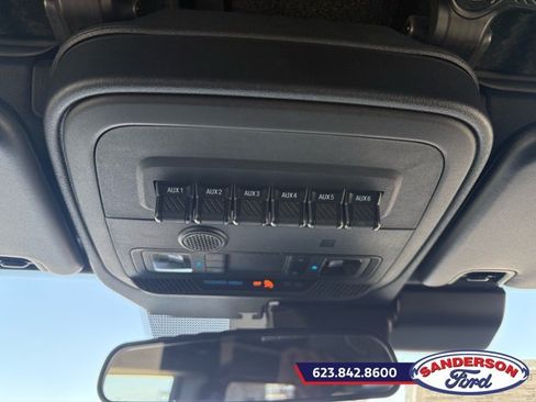 Used 2026 Ford Bronco Badlands AWD/4WD image 21