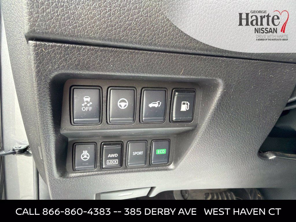 Certified 2020 Nissan Rogue SV w/ Premium Package AWD/4WD image 17