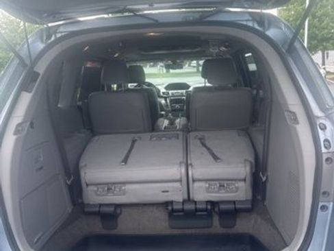 Used 2014 Honda Odyssey Touring image 8