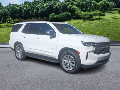 Used 2024 Chevrolet Tahoe Premier w/ Premium Package image 6