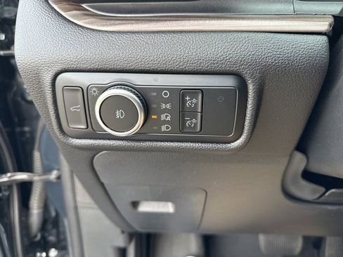 Used 2023 Ford Explorer Limited w/ Limited Technology Package image 21