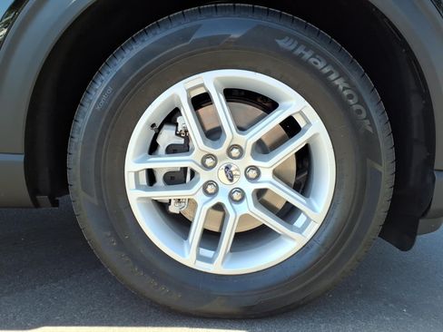 Certified 2026 Ford Explorer Active RWD image 9