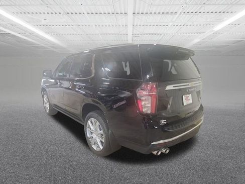 Used 2021 Chevrolet Tahoe High Country w/ Premium Package image 8