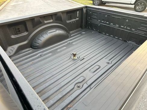 Certified 2024 Ford F250 Lariat w/ FX4 Off-Road Package image 32