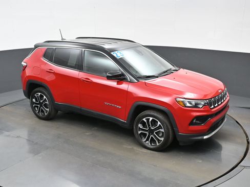 Used 2023 Jeep Compass Limited AWD/4WD image 41