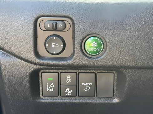 Used 2025 Honda Ridgeline Sport image 26