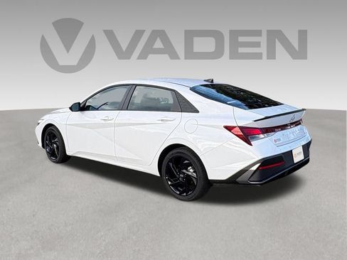New 2026 Hyundai Elantra Sport FWD image 22